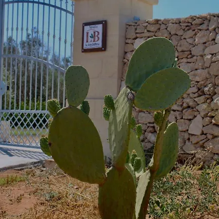 Tenuta Lu Beddhru 3*