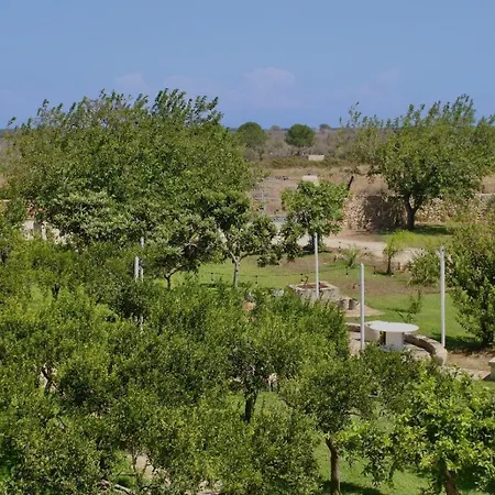 Tenuta Lu Beddhru 3*